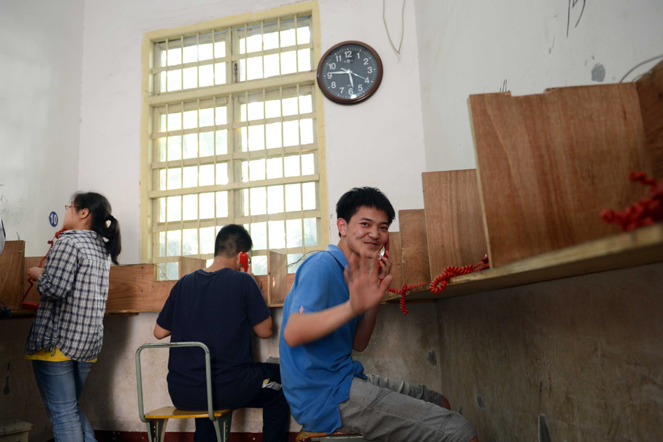 南宁有哪个高中招收高考复读生-高考失利了,请