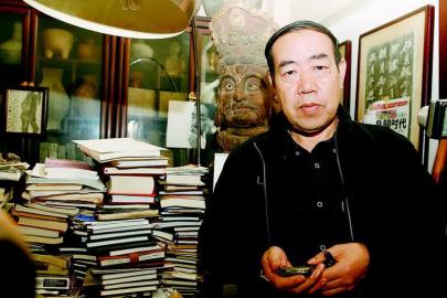 阅读贾平凹的《太阳路》,回答后面的问题。求