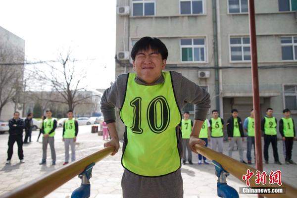 空少和航空安全员有区别吗。区别是什么-航空
