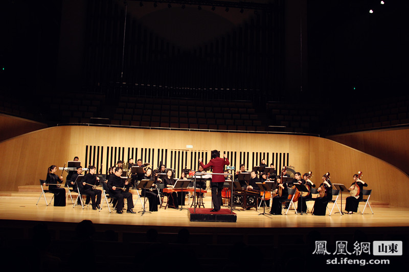  2014年2月15日17点30，由中国歌剧舞剧院民族管弦乐团演出的《四大名著》影视金曲元宵音乐会在山东省会大剧院音乐厅精彩上演。