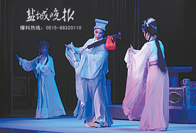 6台地方戏盐城展演 锡剧《珍珠塔》昨晚首秀