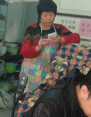 万能的面馆走红,六旬老太提供让人尖叫的服