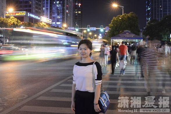 30岁<em>女</em>硕士<em>副局长</em>辞职:工资比不上丈夫缴的税