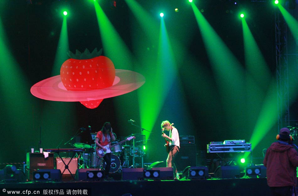 2012北京草莓音乐节举办 杭盖、戏班乐队引领