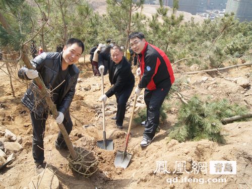 青岛大学EMBA总裁班植树活动圆满成功