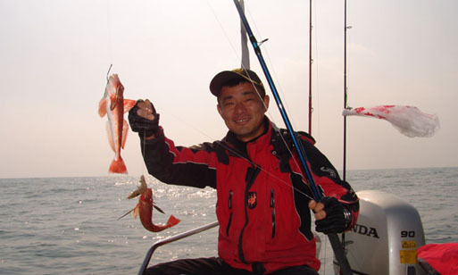 青岛钓鱼名仕王吉顺 在钓鱼中扩展人脉(图)