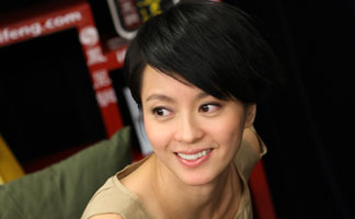 [高清]梁咏琪做客非常道 爆料婚前“催泪短信”