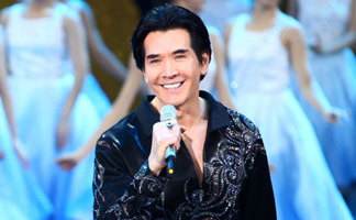 [策划]歌坛常青树费翔：那些年咱妈追过的男孩