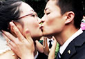 校园婚礼让人相信爱情