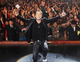 杨坤32场巡演完美落幕