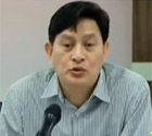 “官员命警方看护自家老宅