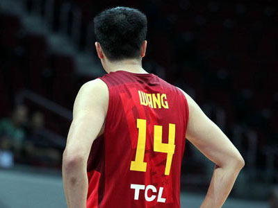 中国男篮轻取卡塔尔名列第五 王治郅或告别国家队