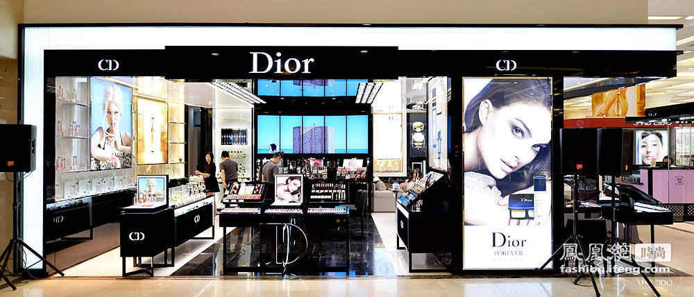 Dior迪奥香水化妆品精品店北京百货大楼奢华开
