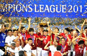 恒大夺亚冠创中国足球历史