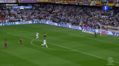 皇马再现经典防反:迪马利亚破僵局疑似越位(图