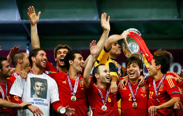 2021欧洲杯意大利vs西班牙_欧洲杯西班牙vs意大利_2012欧洲杯意大利vs西班牙