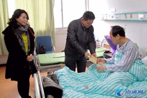 南通开发区总工会启动2015年送温暖活动