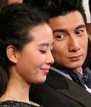 吴奇隆刘诗诗结婚宣布婚讯 吴奇隆与前妻马雅