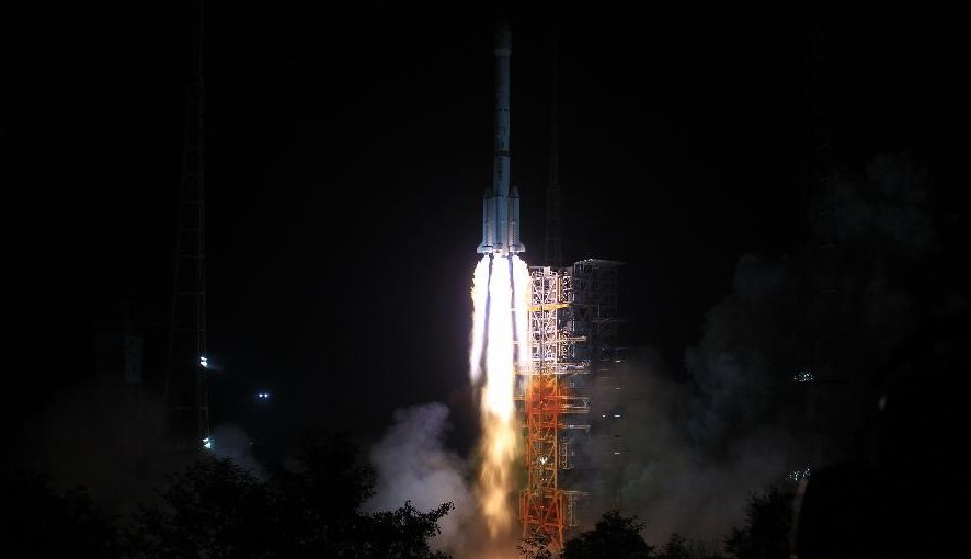 嫦娥三号2日发射“ 嫦娥助“玉兔”“落月” 
