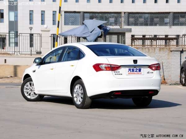 东风裕隆纳智捷5 Sedan 2013款1.8T 自动豪华型