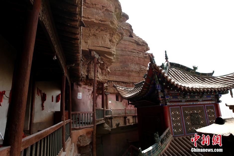 探访中国第二大悬空寺青海西宁北禅寺