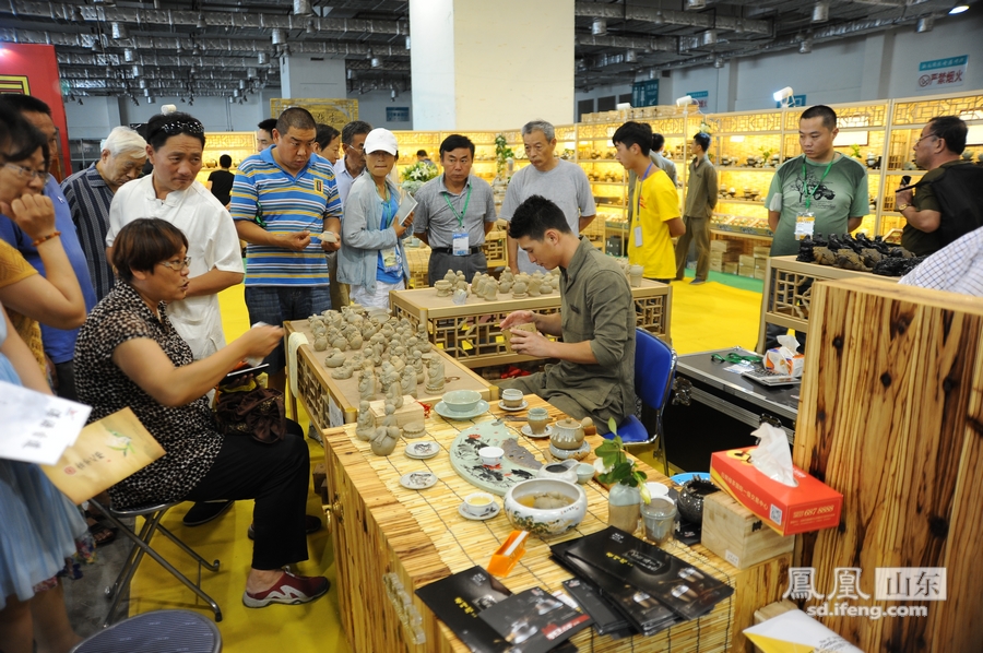 济南茶博会现场:盛世茶香 香满泉城_频道_凤凰