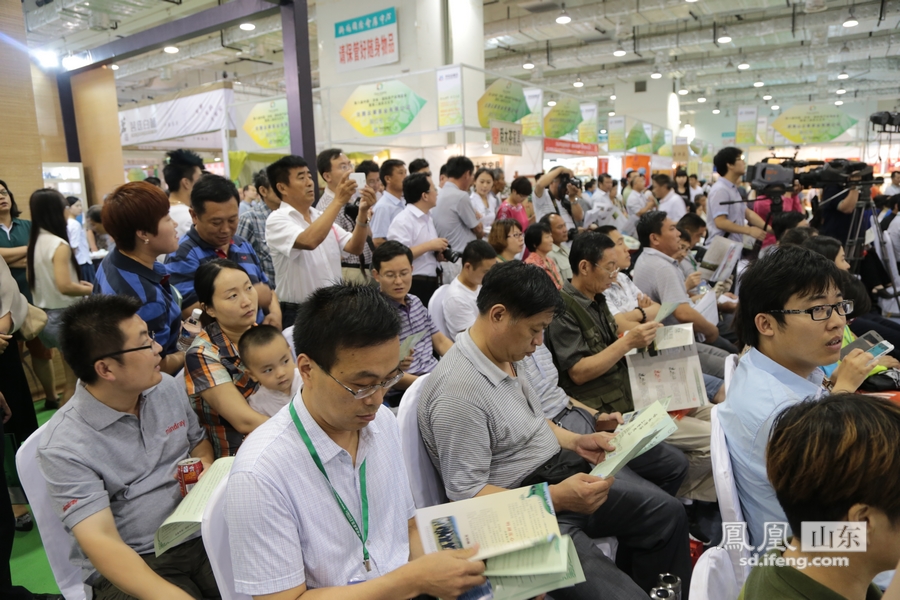 济南茶博会现场:盛世茶香 香满泉城_频道_凤凰