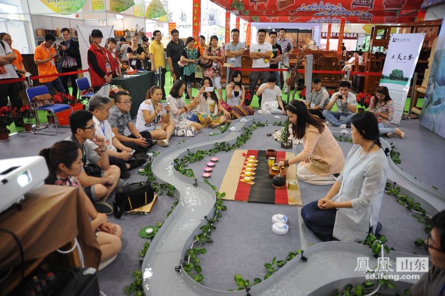 济南茶博会现场:盛世茶香 香满泉城_频道_凤凰