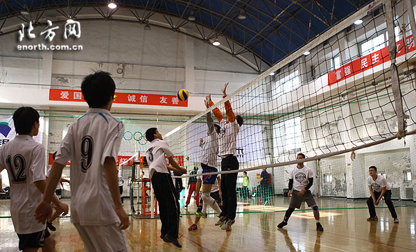 政府支持 协会主办 天津业余排球联赛探索前行