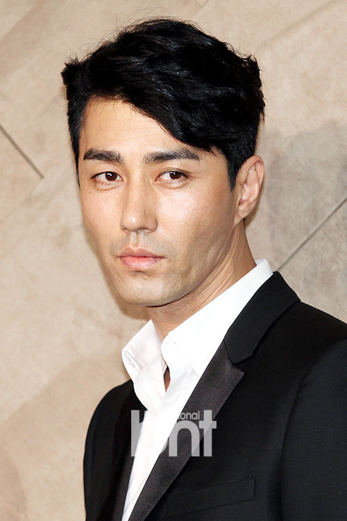 车胜元之子强奸案续:受害者母亲哭诉车胜元不道歉_娱乐频道_凤凰网