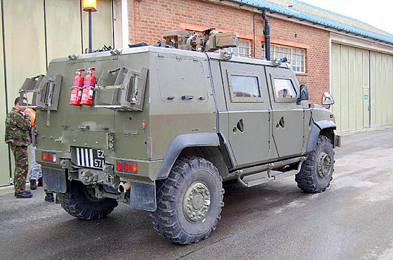 中国 武器/具有多用途延展性的LMV可以作为一种指挥车、侦察联络车、轻型...