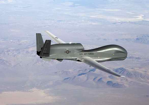 港媒:美国铁心与中国对着干 拉别国巩固岛链防卫_军事频道_凤凰网