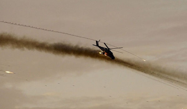 印媒不解:中日争端升级之际为何在印中边境军