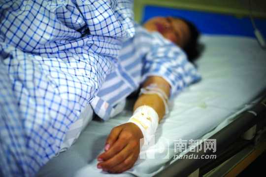 女子被夫砍断手脚筋 自称因例假拒绝丈夫行房