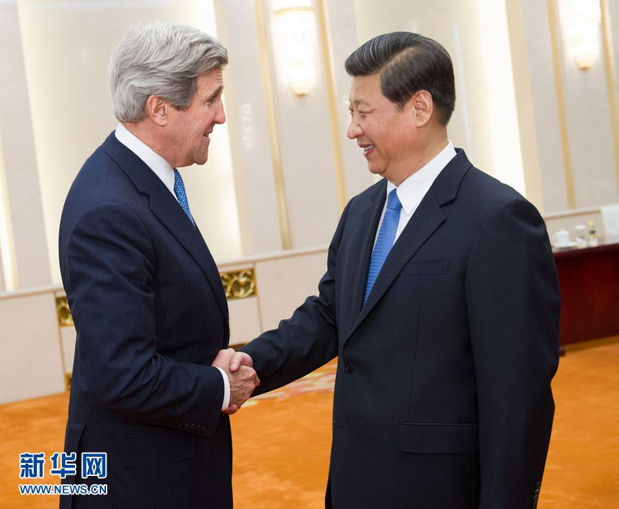 4月13日，国家主席习近平在北京人民大会堂会见美国国务卿约翰·克里。 新华社记者 黄敬文 摄 
