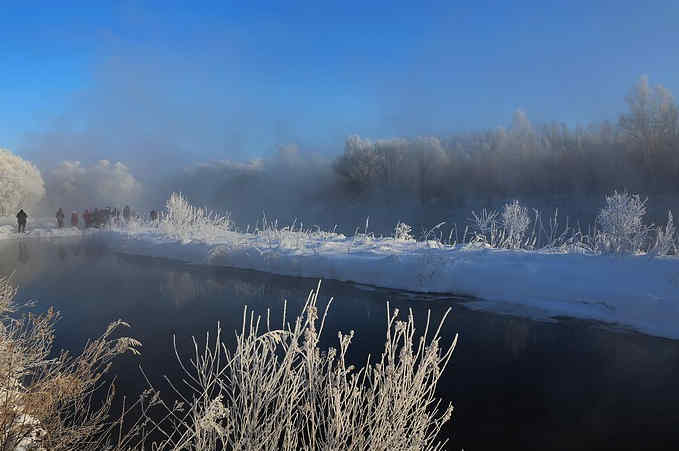 冰城馨子带你游:库尔滨雾淞 北纬47°的醉美童