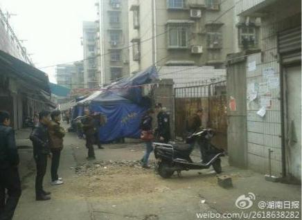 新疆男子当街砍杀市民致5死 - 执子之手 与子偕老 - 执子之手,与子偕老 新疆男子当街砍杀市民致5死 - 执子之手 与子偕老 - 执子之手,与子偕老