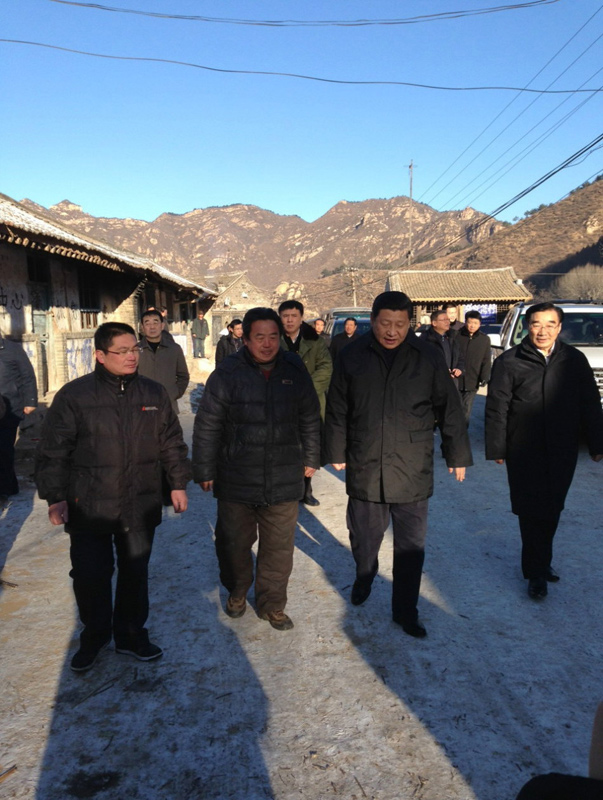 贫困家庭年收入_贫困人均年收入(3)