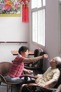 试验：荆州确立居家养老示范点 2013年全面推广