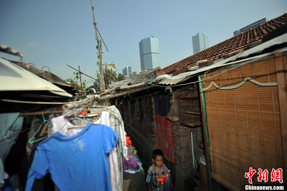 北京朝阳区化石营村:繁华背后的城中村