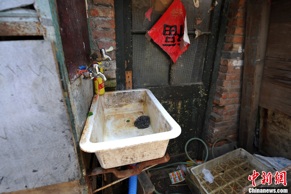 北京朝阳区化石营村:繁华背后的城中村