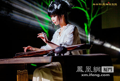 专访古琴演奏家熊云韵:让中国古琴走向世界