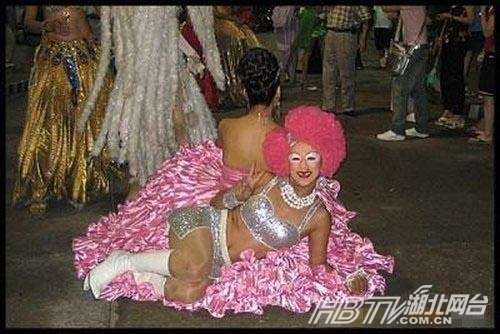 泰国人妖皇后选美争奇斗艳 揭秘人妖性生活(组