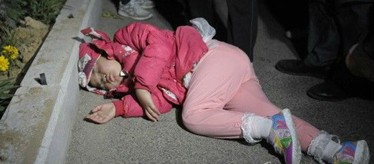 直击济南弃婴岛：6岁女孩熟睡中被抛出车外