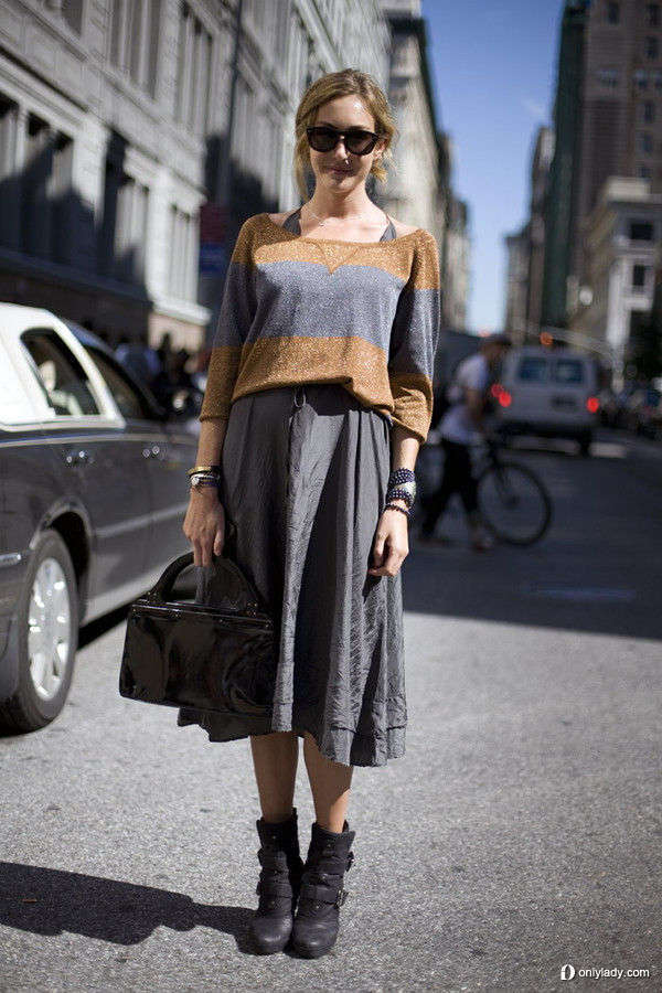 brown-lurex-sweater