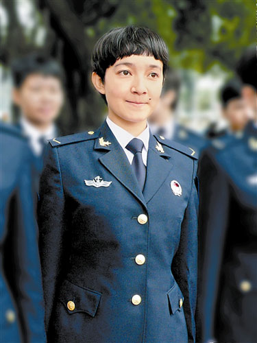 海军首批20名来自新疆的维吾尔族女兵.来源:中国军网