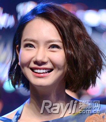 周迅陈妍希 明星随性中发的人气魅力