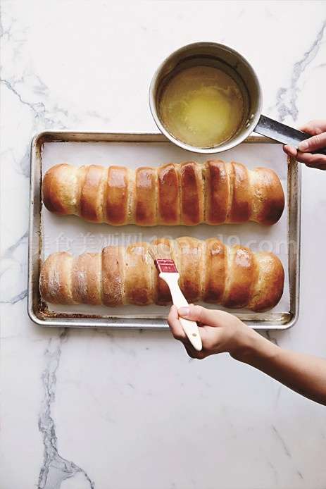 诱人美色Parker House Rolls