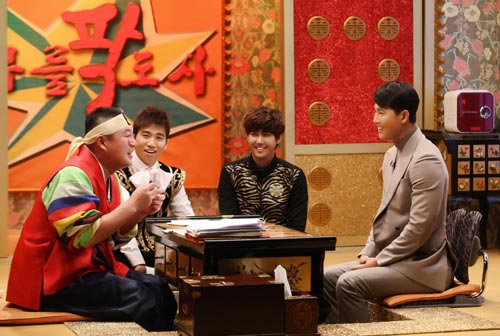 韩国名嘴姜虎东回归《膝盖道士》 郑宇成送五