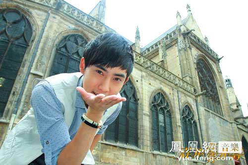 张睿《恨我爱你》受琼瑶指导 首次尝试作词作